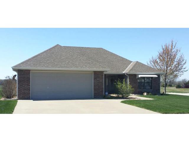 900 SW Bobcat Drive, Oak Grove, MO 64075