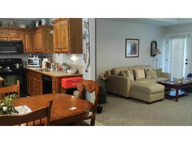 900 SW Bobcat Drive, Oak Grove, MO 64075
