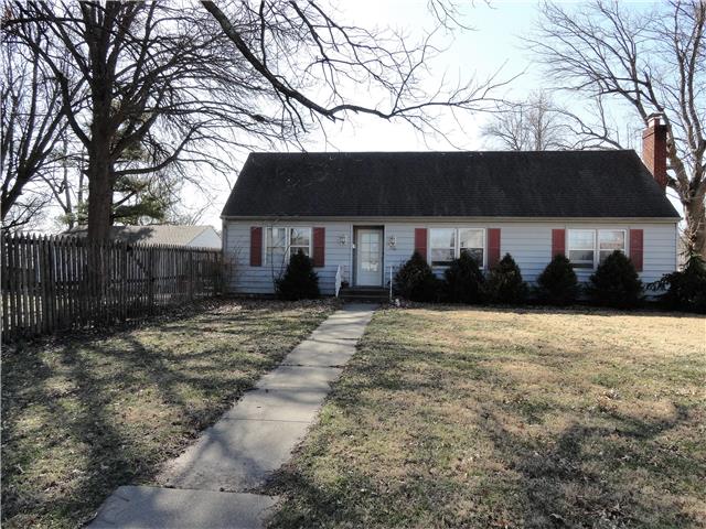300 E Orchard Street, Odessa, MO 64076