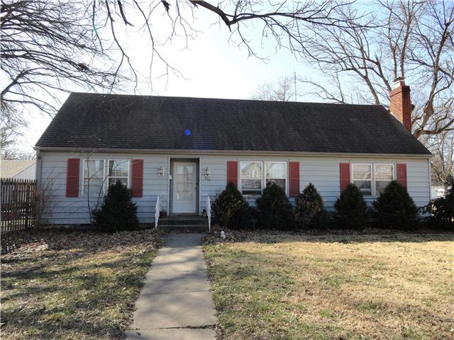 300 E Orchard Street, Odessa, MO 64076