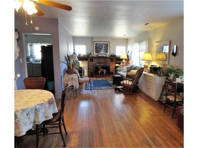 300 E Orchard Street, Odessa, MO 64076