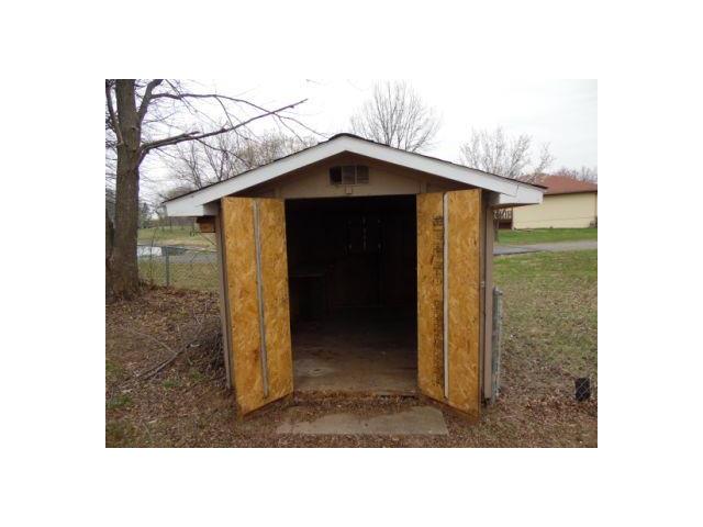 708 W McDowell Street, Odessa, MO 64076