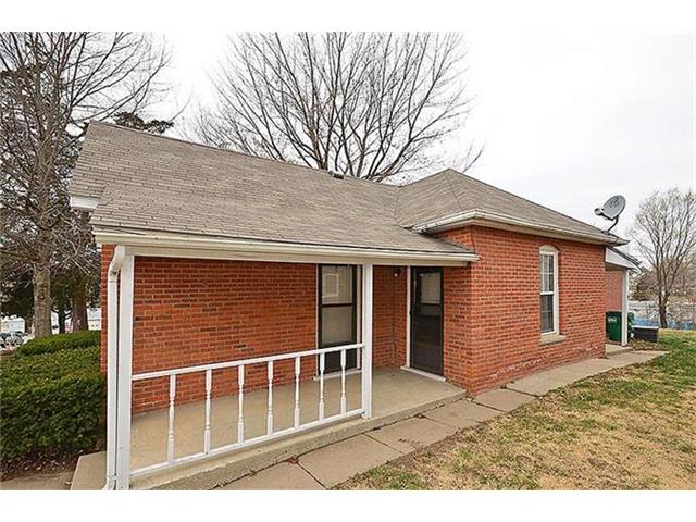 216 Zed Martin Street, Platte City, MO 64079