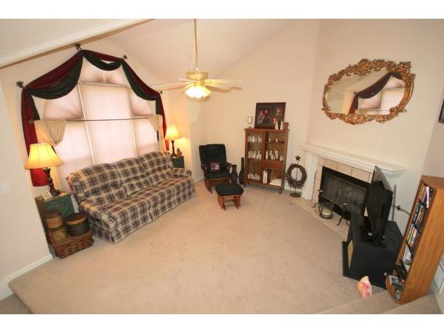 13725 Hunter Dr, Platte City, United States 64079