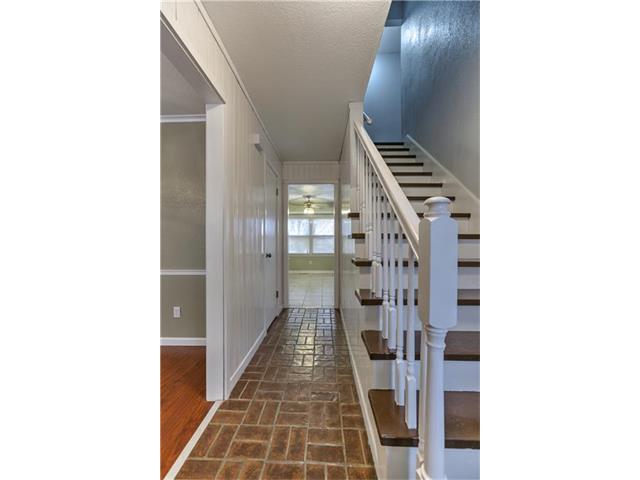 117 Johnston Parkway, Raymore, MO 64083