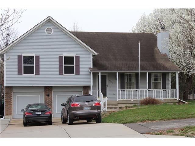 607 W Lucy Webb Road, Raymore, MO 64083