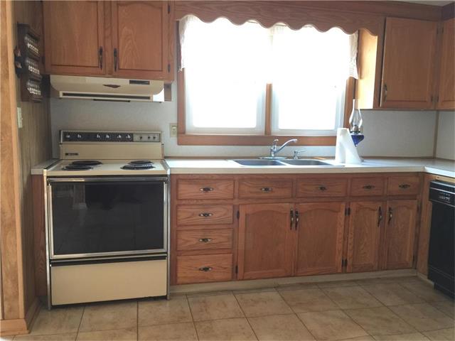 617 S Thornton Street, Richmond, MO 64085
