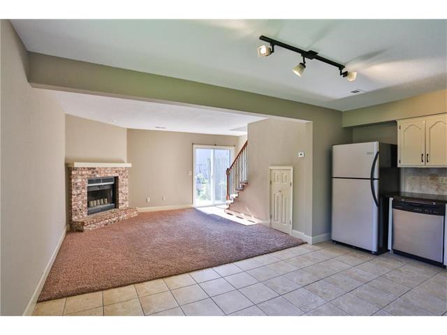 123 NE Greystone Drive, Lee's Summit, MO 64086