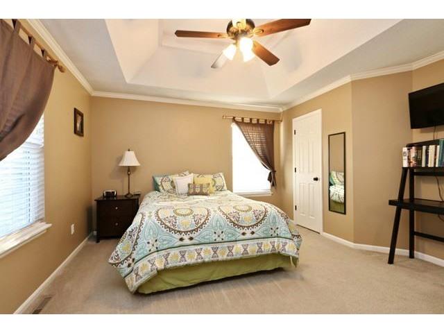 1509 NE Whitestone Dr, Lee's Summit, United States 64086