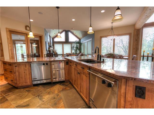 2000 NE 132nd Street, Smithville, MO 64089