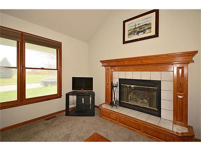 311 Porter Drive, Smithville, MO 64089