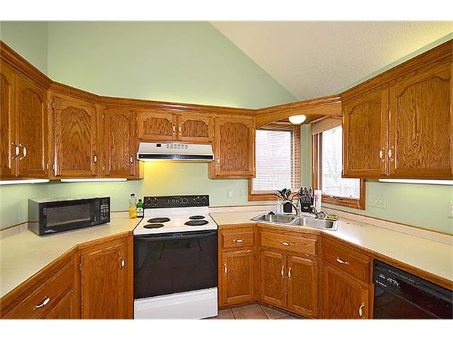 311 Porter Drive, Smithville, MO 64089