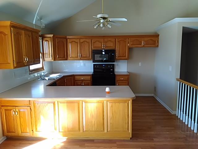 306 Porter Drive, Smithville, MO 64089