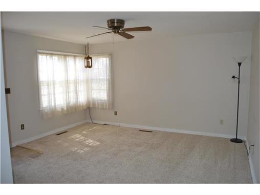 507 Broad, Warrensburg, MO 64093