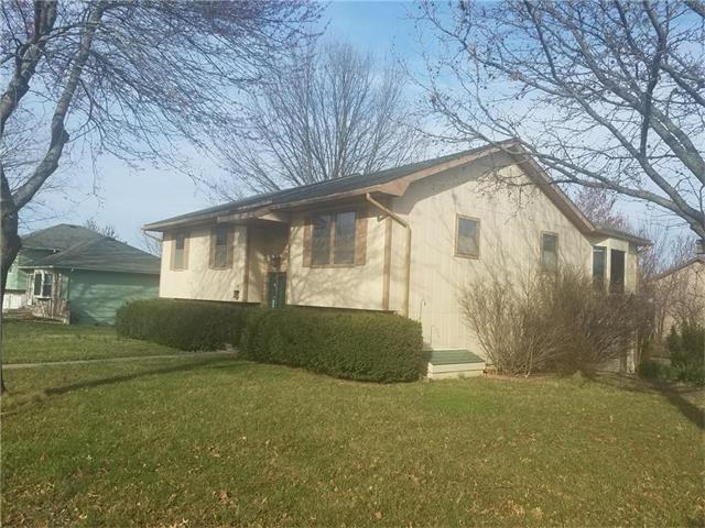 411 Creach Drive, Warrensburg, MO 64093