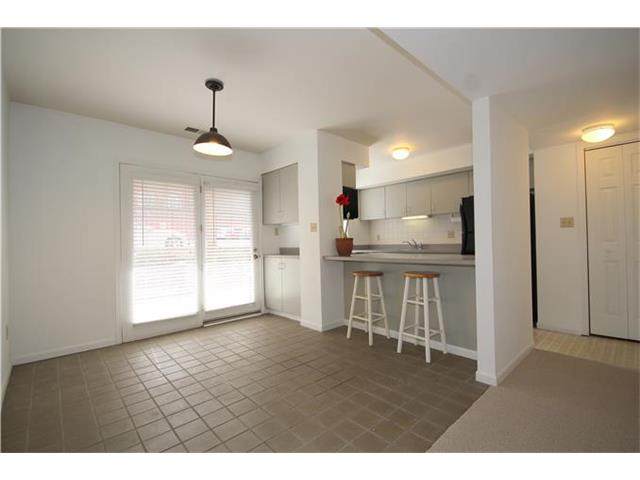 433 W 10TH Street, Kansas City, MO 64105