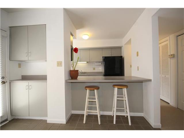 433 W 10TH Street, Kansas City, MO 64105
