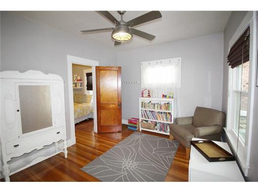 4208 Charlotte St, Kansas City, United States 64110