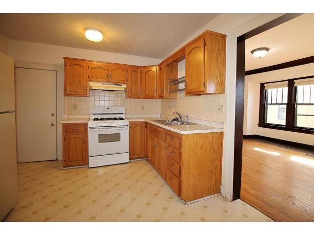 5034 Forest Ave, Kansas City, United States 64110