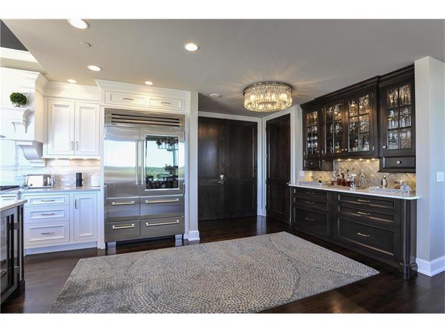 4950 Central St, Kansas City, MO 64112