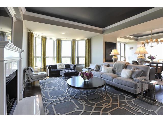 4950 Central St, Kansas City, MO 64112