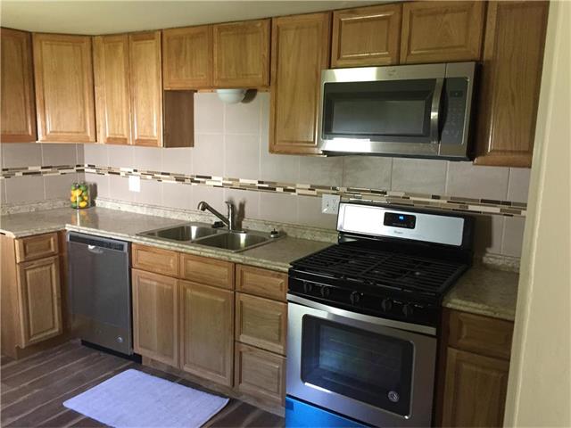 9425 WALNUT Street, Kansas City, MO 64114