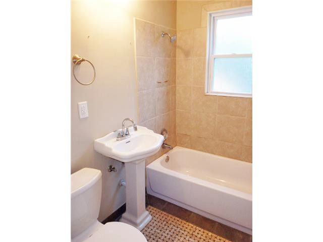 525 W 87th TerKansas City, MO, 64114Jackson County