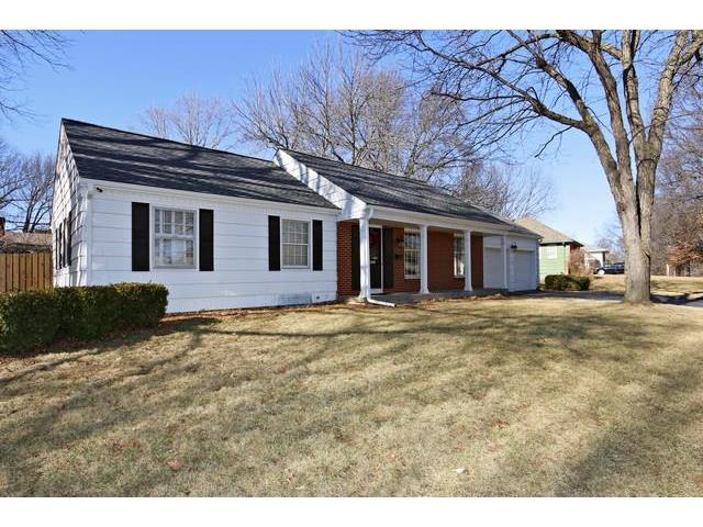 11146 MCGEE St, Kansas City, United States 64114