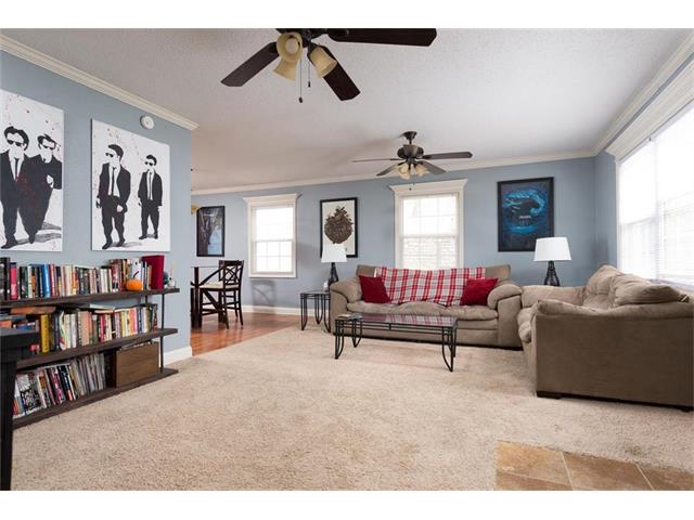 430 NE 45th Street, Kansas City, MO 64116