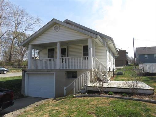 4329 N Jackson Ave, Kansas City, MO 64117