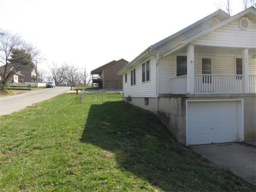 4329 N Jackson Ave, Kansas City, MO 64117