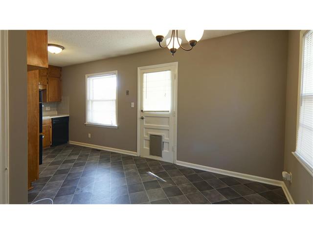 5107 NE 39TH Street, Kansas City, MO 64117