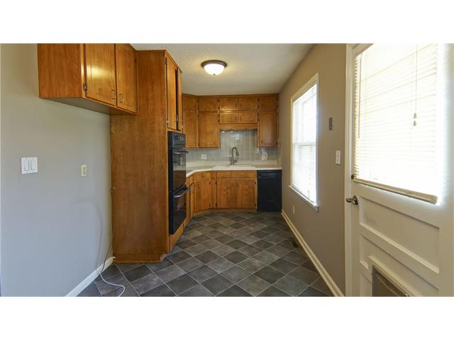 5107 NE 39TH Street, Kansas City, MO 64117
