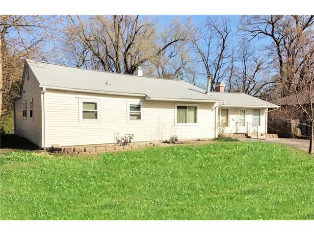 5811 N Park Avenue, Gladstone, MO 64118