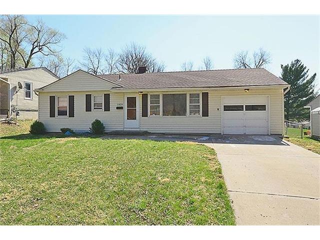 1829 NE 55th Terrace, Kansas City, MO 64118