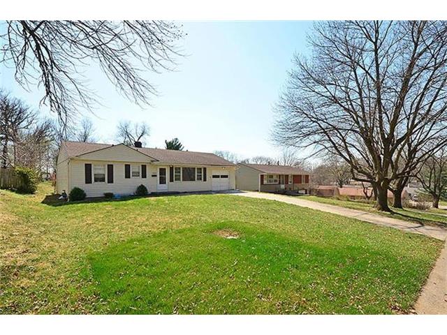 1829 NE 55th Terrace, Kansas City, MO 64118