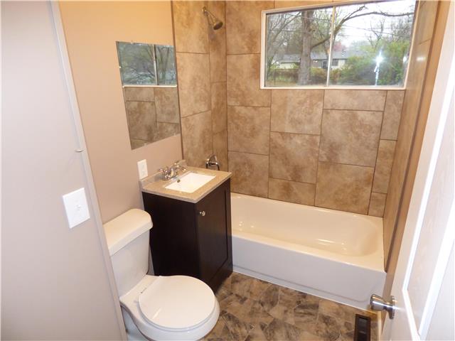 6006 N Forest Avenue, Gladstone, MO 64118