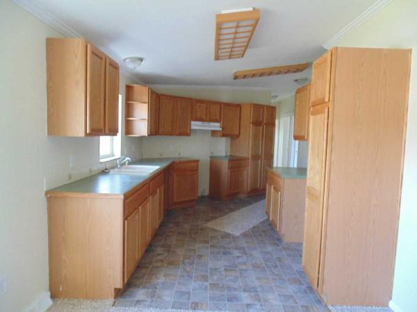 Lakeview Terrace MHP 5701 Lakeview DriveKansas City, MO 64118