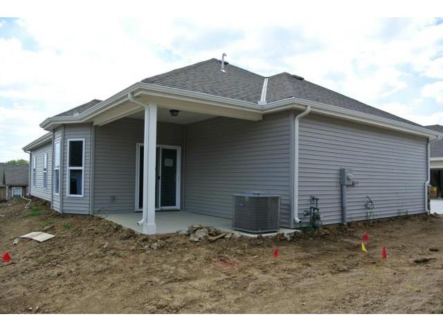 658 NE 66th Street, Gladstone, MO 64118