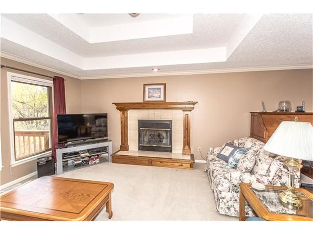7031 N Garfield Avenue, Gladstone, MO 64118