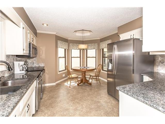 7031 N Garfield Avenue, Gladstone, MO 64118