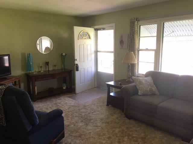 403 E PARK Ave, Claycomo, MO 64119