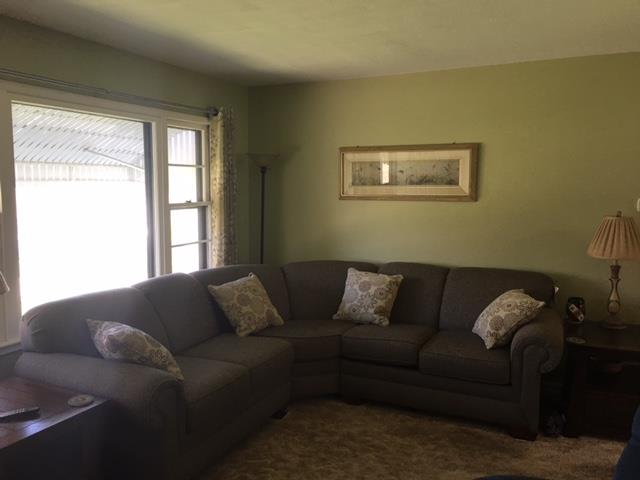 403 E PARK Ave, Claycomo, MO 64119