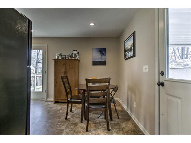 3521 NE 53rd Ter, Kansas City, MO 64119