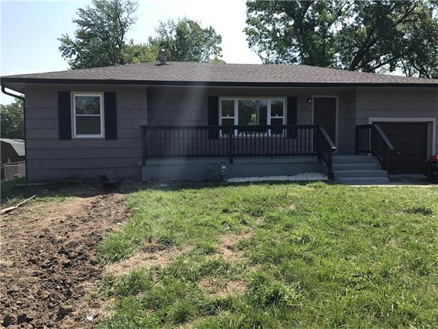 5701 CAMBRIDGE Avenue, Raytown, MO 64129