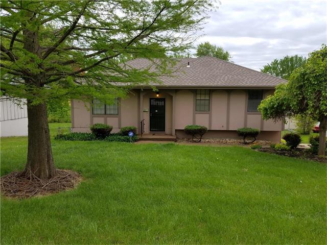 8325 E 55th Street, Kansas City, MO 64129