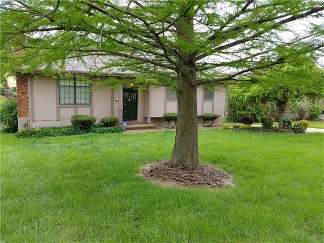 8325 E 55th Street, Kansas City, MO 64129