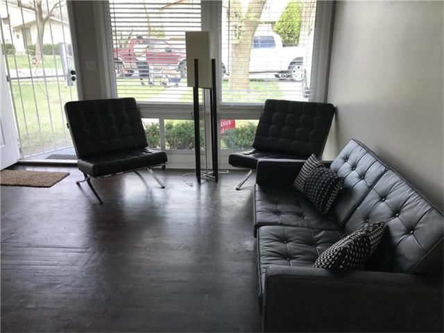 5233 FRANKLIN Drive, Kansas City, MO 64130