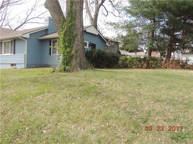 7650 LYDIA Avenue, Kansas City, MO 64131