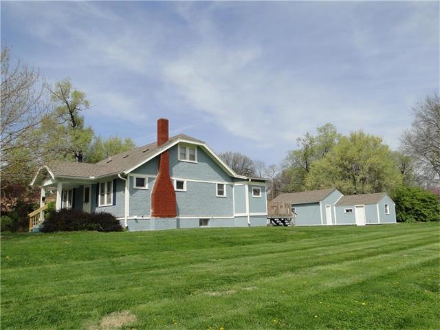 9000 E 67th Terrace, Raytown, MO 64133
